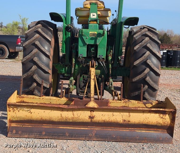 image for item NZ9424 1969 John Deere 4020 tractor