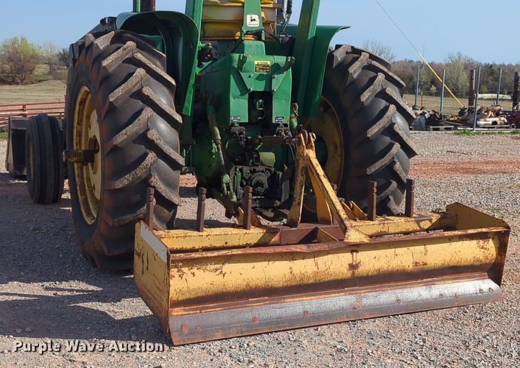 image for item NZ9424 1969 John Deere 4020 tractor