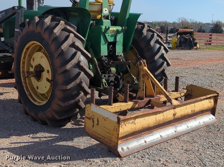 image for item NZ9424 1969 John Deere 4020 tractor