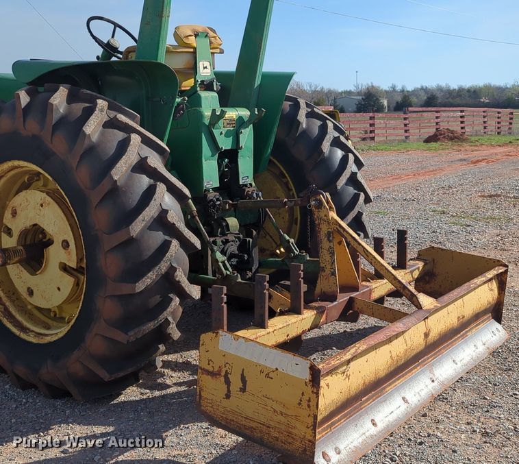 image for item NZ9424 1969 John Deere 4020 tractor