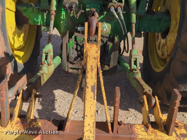 image for item NZ9424 1969 John Deere 4020 tractor