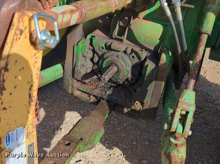 image for item NZ9424 1969 John Deere 4020 tractor