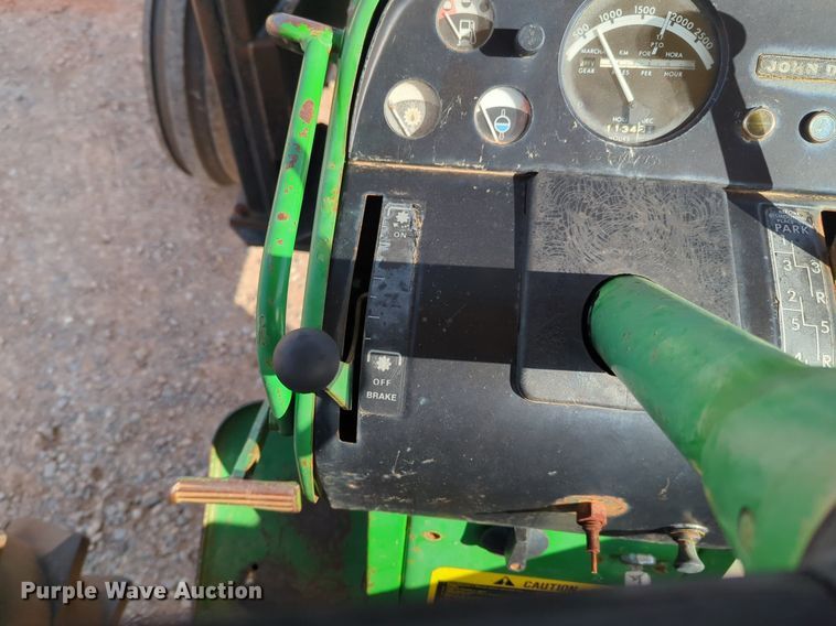 image for item NZ9424 1969 John Deere 4020 tractor