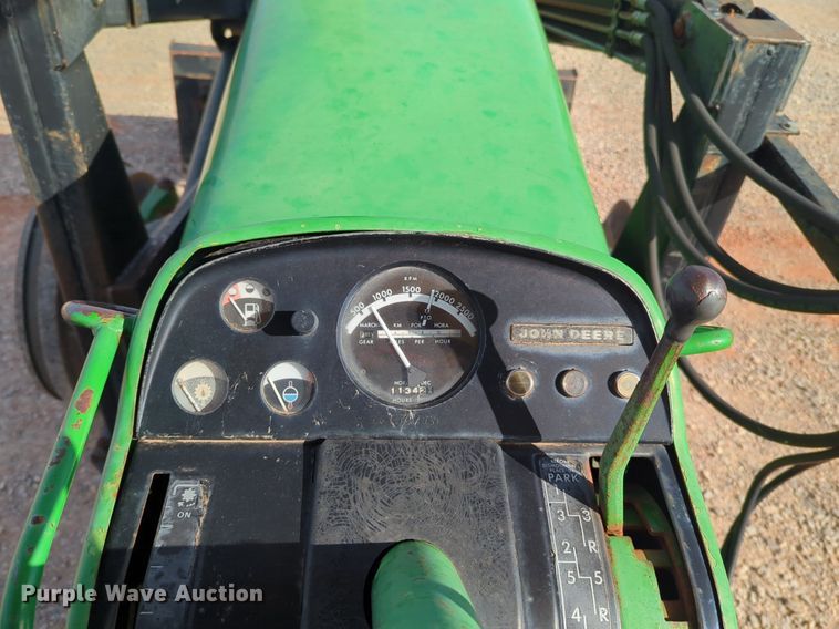 image for item NZ9424 1969 John Deere 4020 tractor