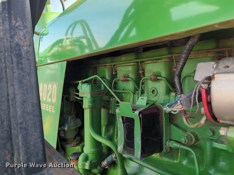 image for item NZ9424 1969 John Deere 4020 tractor