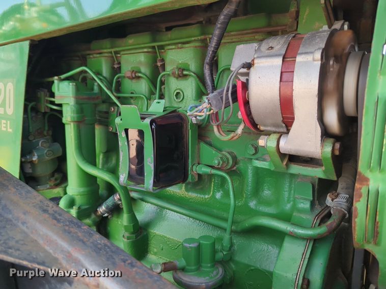 image for item NZ9424 1969 John Deere 4020 tractor