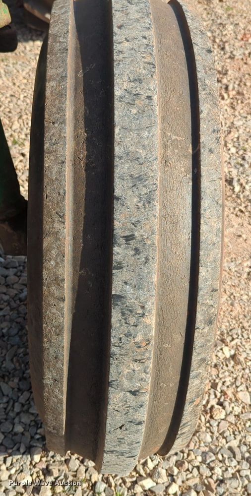 image for item NZ9424 1969 John Deere 4020 tractor