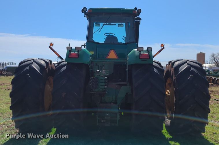 image for item NZ9426 2001 John Deere 9400 4WD tractor