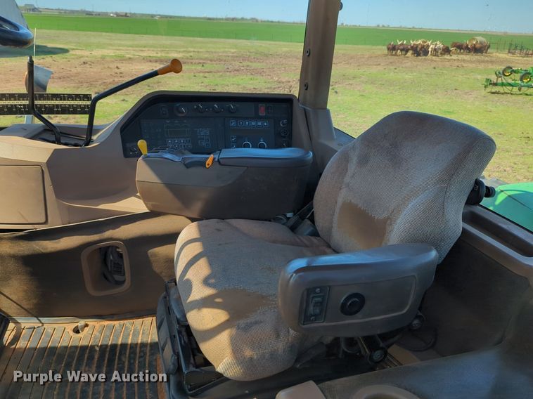 image for item NZ9426 2001 John Deere 9400 4WD tractor