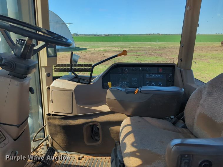 image for item NZ9426 2001 John Deere 9400 4WD tractor