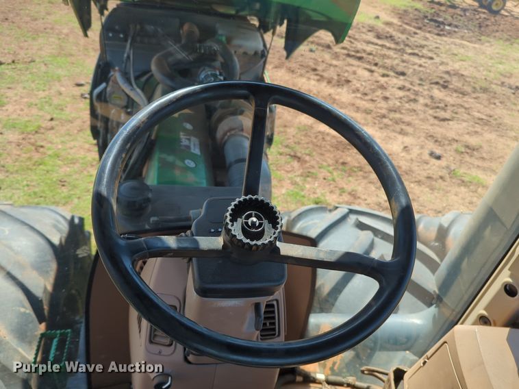 image for item NZ9426 2001 John Deere 9400 4WD tractor