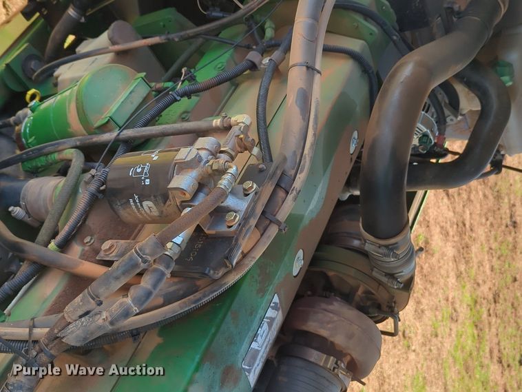 image for item NZ9426 2001 John Deere 9400 4WD tractor