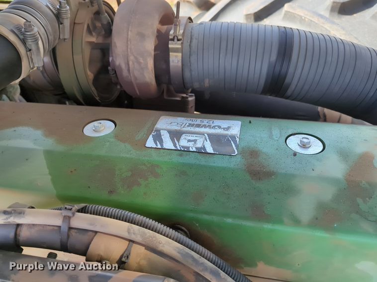 image for item NZ9426 2001 John Deere 9400 4WD tractor