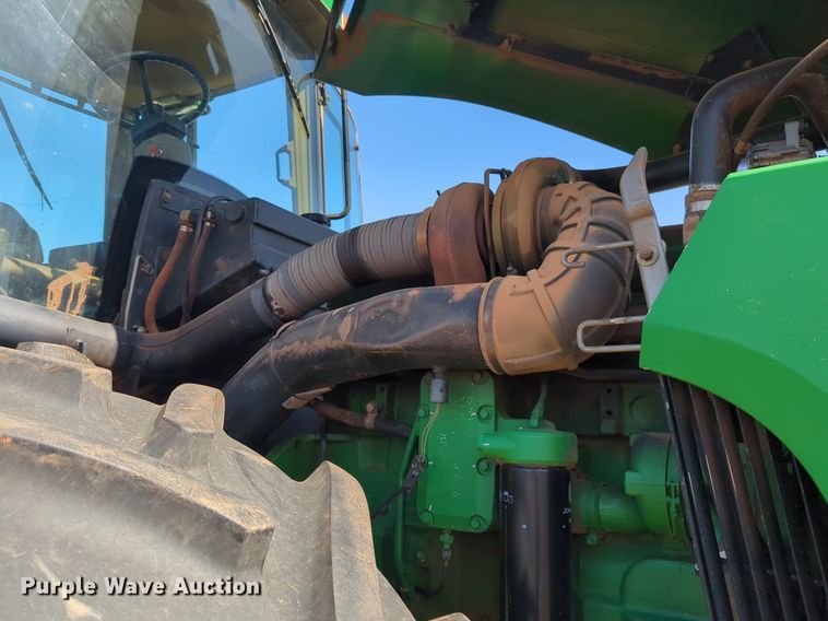 image for item NZ9426 2001 John Deere 9400 4WD tractor