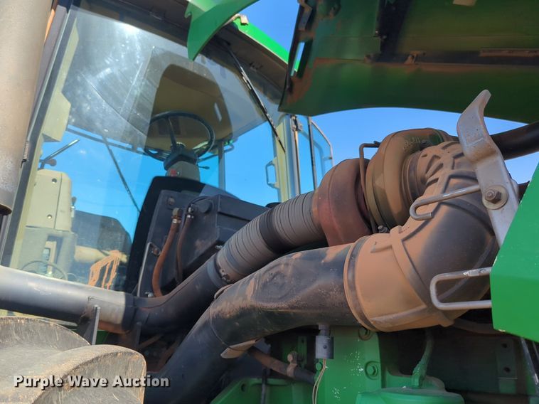 image for item NZ9426 2001 John Deere 9400 4WD tractor