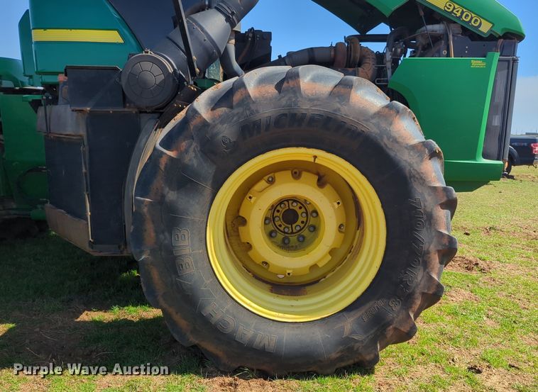 image for item NZ9426 2001 John Deere 9400 4WD tractor
