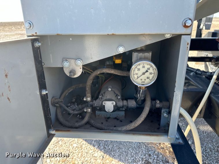 image for item OA9627 2016 Crustbuster 4BSTE seed tender