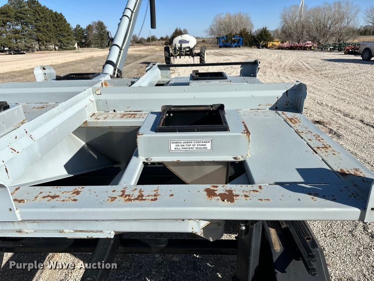 image for item OA9627 2016 Crustbuster 4BSTE seed tender