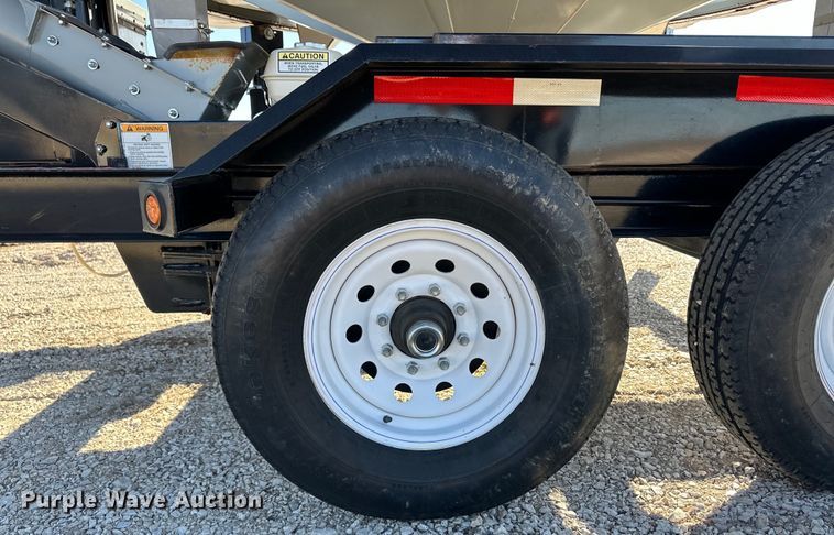 image for item OA9627 2016 Crustbuster 4BSTE seed tender