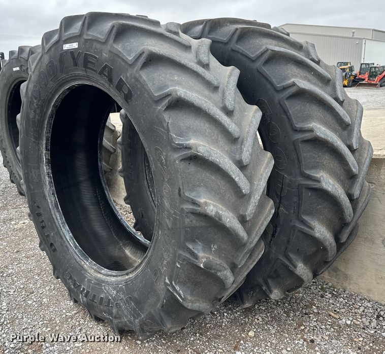 image for item OA9669 (2) 620/70R46 tires