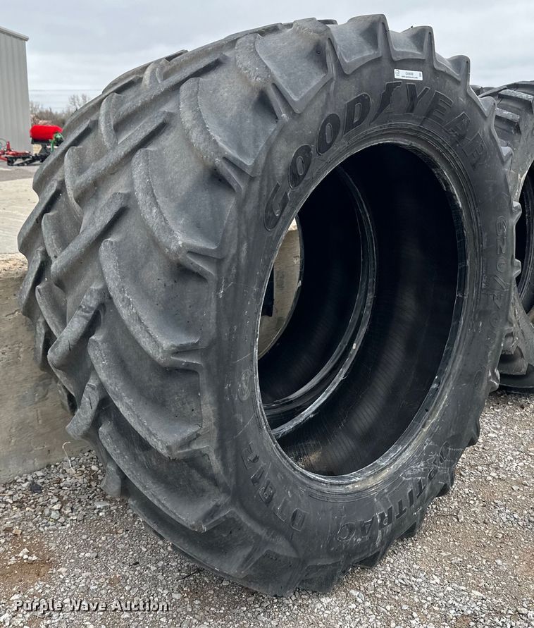 image for item OA9669 (2) 620/70R46 tires