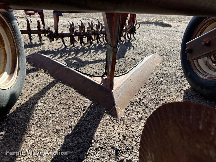 image for item OA9685 Sunflower 3670 sweep plow