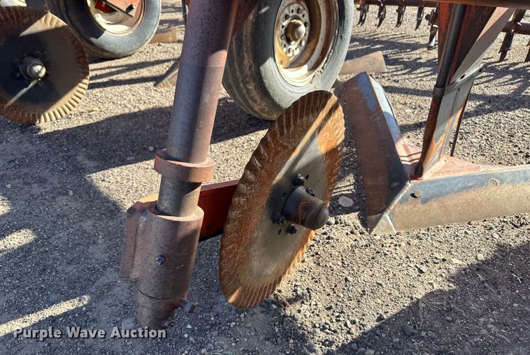 image for item OA9685 Sunflower 3670 sweep plow