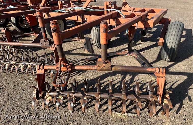image for item OA9685 Sunflower 3670 sweep plow