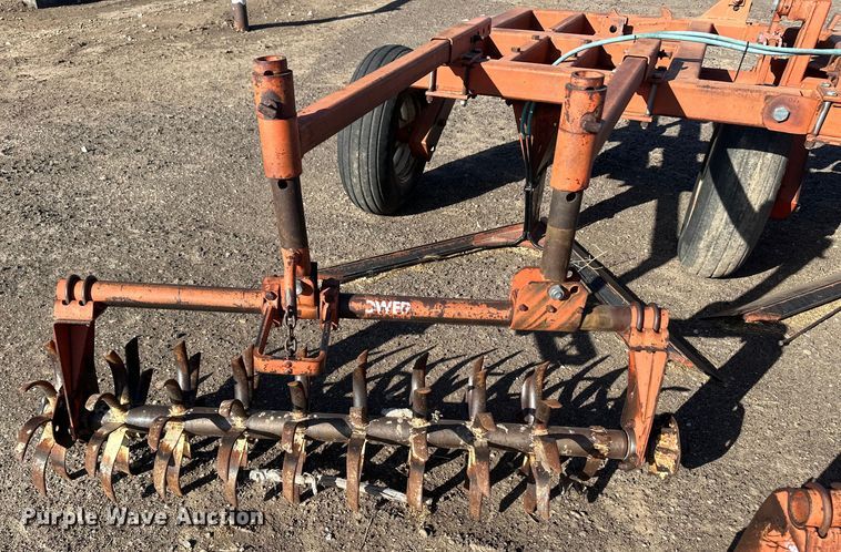 image for item OA9685 Sunflower 3670 sweep plow