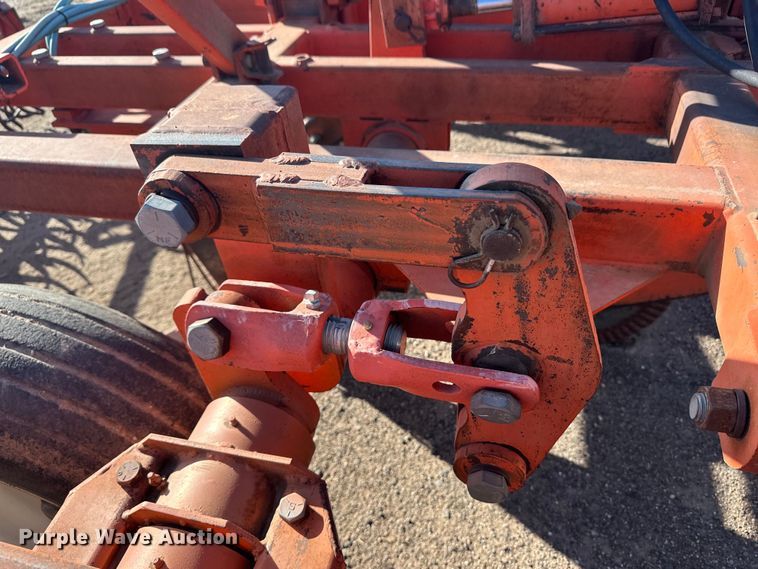 image for item OA9685 Sunflower 3670 sweep plow