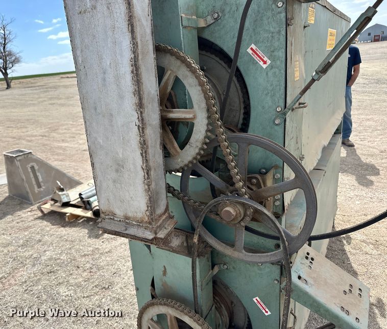 image for item OA9697 Blount elevator leg