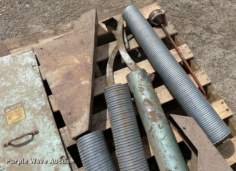 image for item OA9697 Blount elevator leg