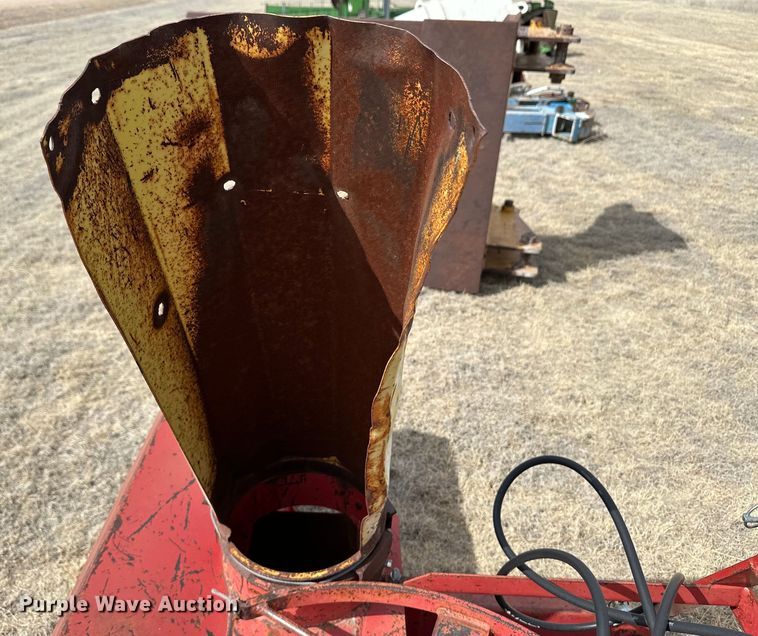 image for item OA9699 Farm King snow blower