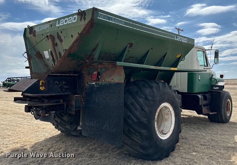 image for item OA9701 1983 International 1955 Easy-Rider applicator truck