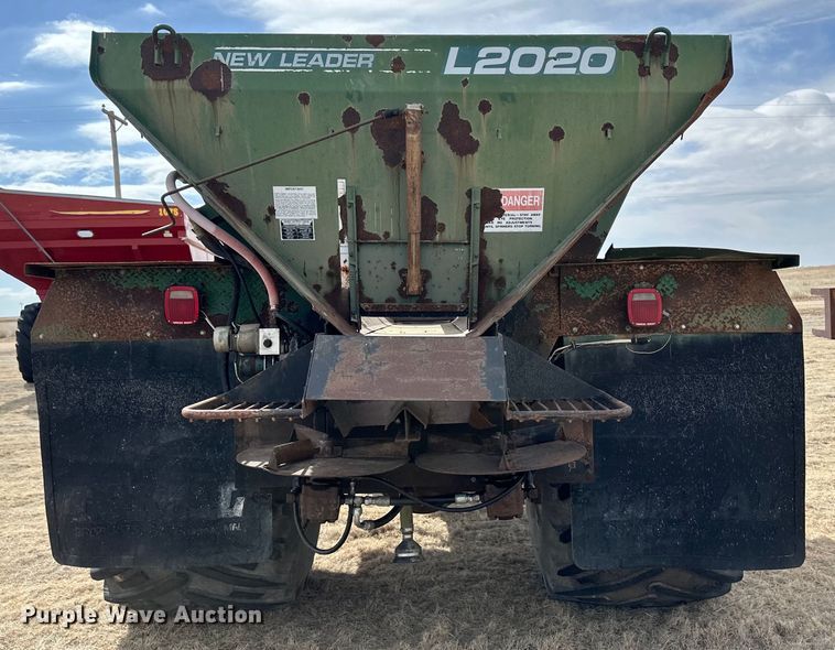 image for item OA9701 1983 International 1955 Easy-Rider applicator truck