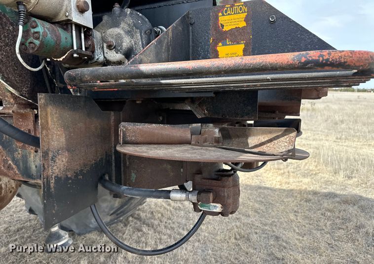 image for item OA9701 1983 International 1955 Easy-Rider applicator truck