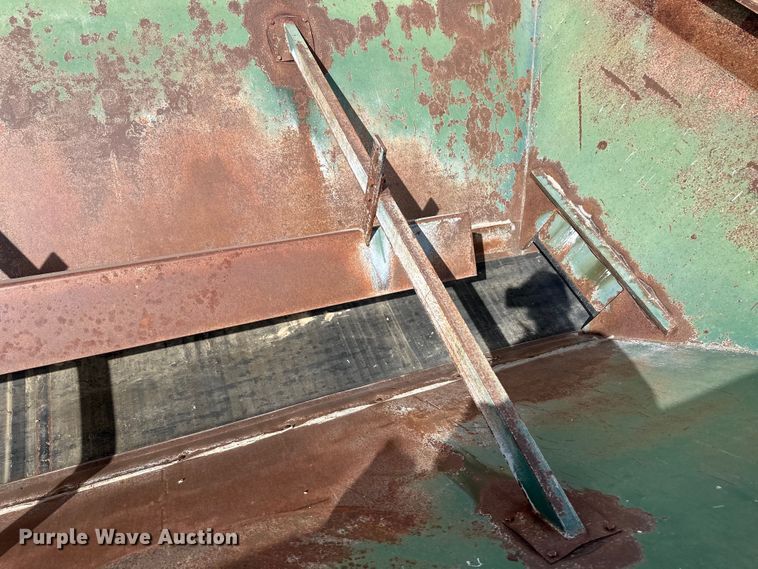 image for item OA9701 1983 International 1955 Easy-Rider applicator truck