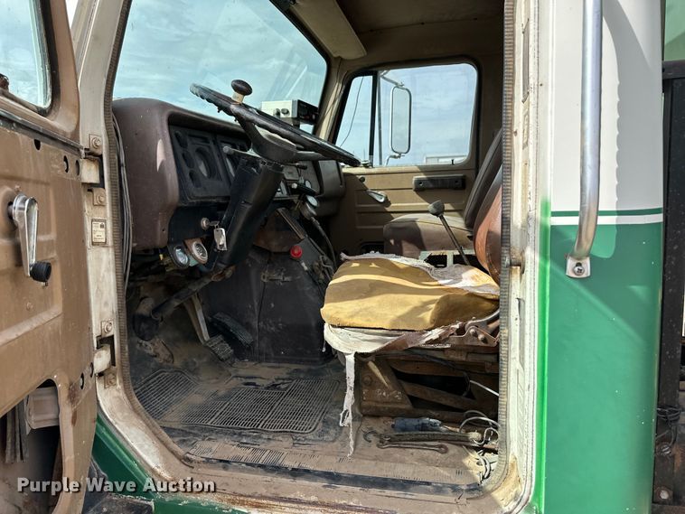 image for item OA9701 1983 International 1955 Easy-Rider applicator truck