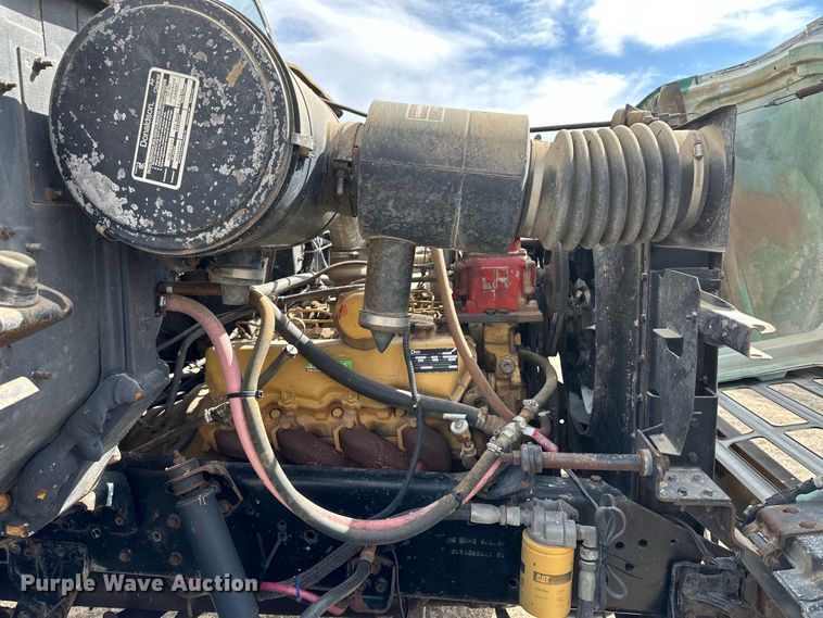 image for item OA9701 1983 International 1955 Easy-Rider applicator truck