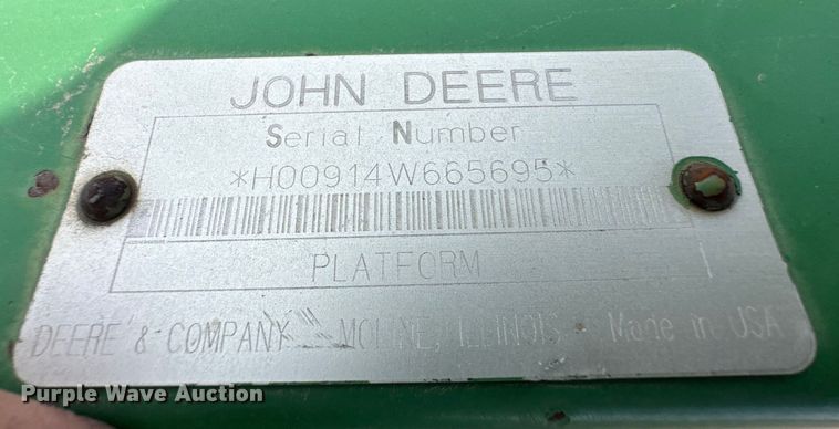 image for item OA9703 John Deere 914 pickup head
