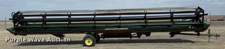 image for item OA9705 John Deere 936D draper head