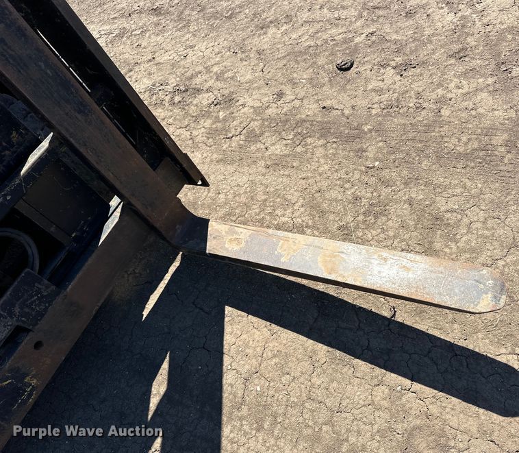 image for item OA9737 1980 Clark 0500-Y155 forklift