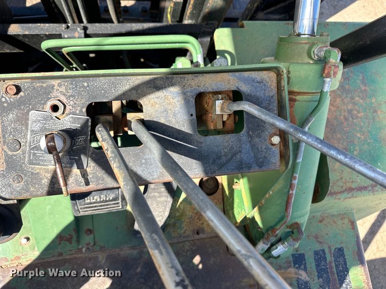 image for item OA9737 1980 Clark 0500-Y155 forklift