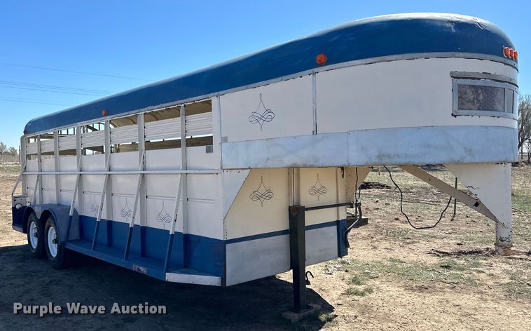 image for item OA9738 2015 Shop built livestock trailer