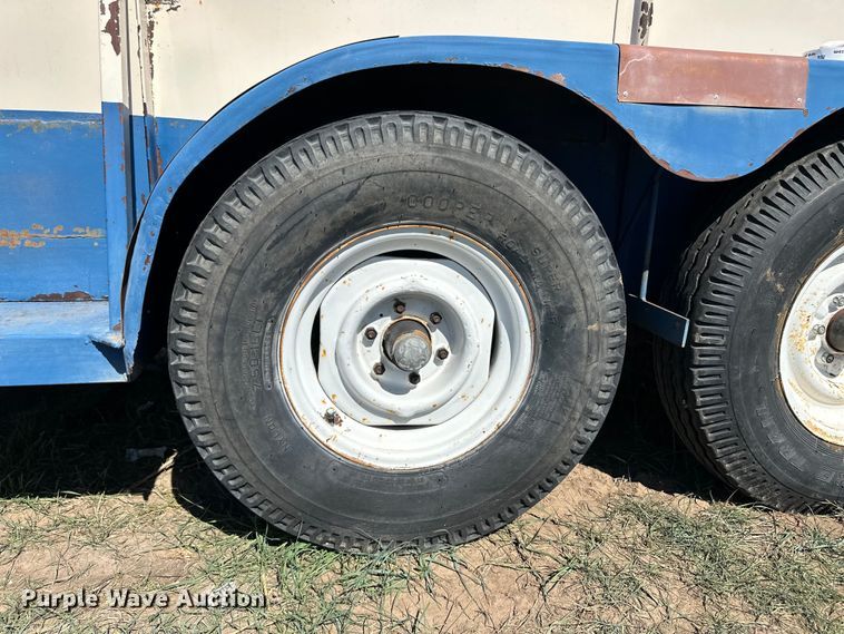 image for item OA9738 2015 Shop built livestock trailer