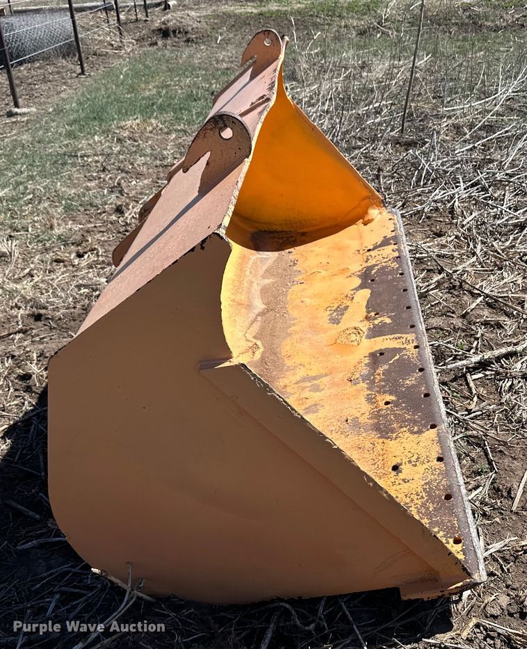 image for item OA9741 Wheel loader bucket