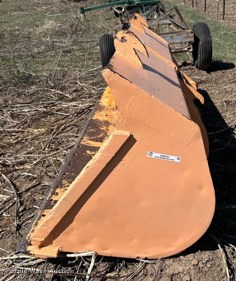 image for item OA9741 Wheel loader bucket