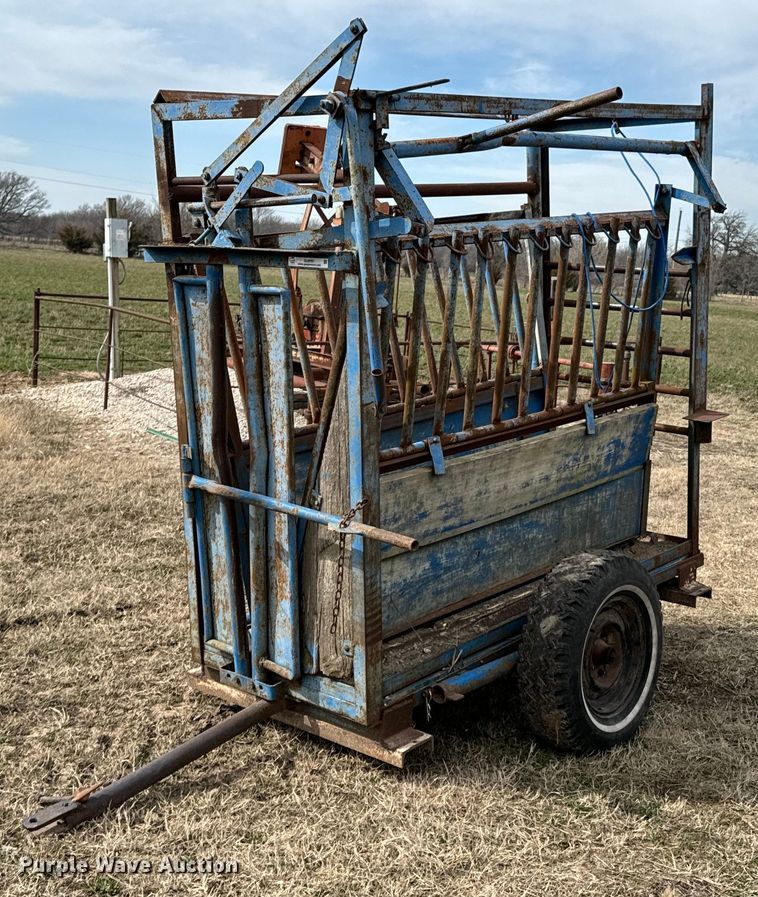 image for item OJ9597 Squeeze chute