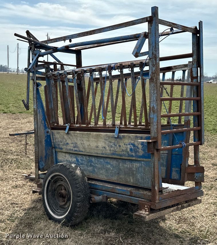 image for item OJ9597 Squeeze chute