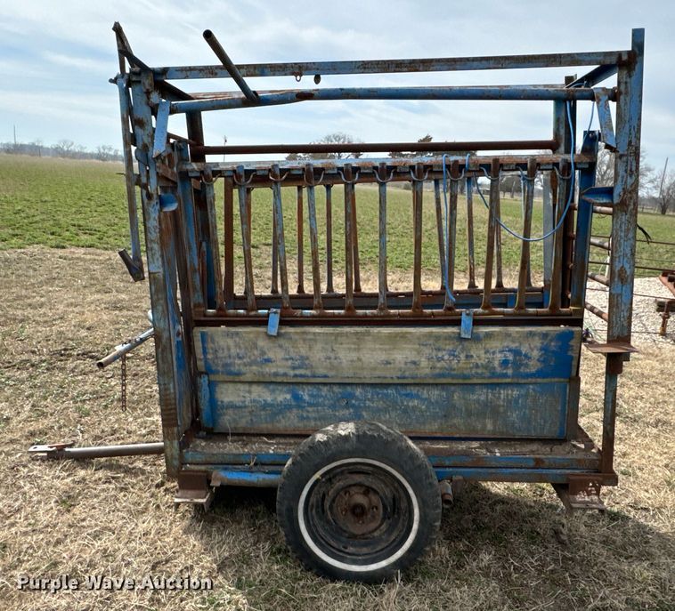 image for item OJ9597 Squeeze chute